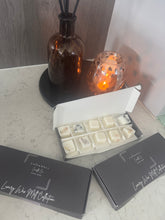 Load image into Gallery viewer, Botanical Wax Melt Gift Box