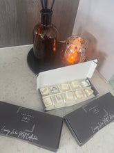 Load image into Gallery viewer, Botanical Wax Melt Gift Box