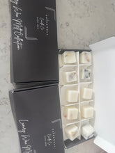 Load image into Gallery viewer, Botanical Wax Melt Gift Box